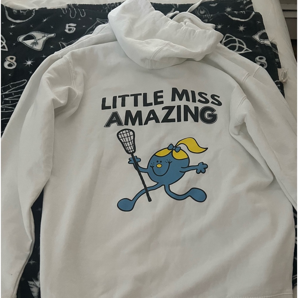 Little Miss Amazing Vintage Hoodie - Picture 2 of 4